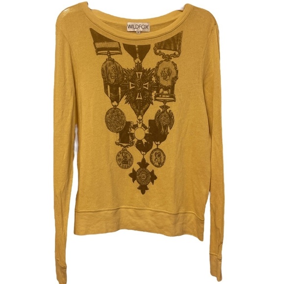 Wildfox Tea Time Medal Print Yellow Knit Pullover Sweater Jumper - Picture 1 of 7